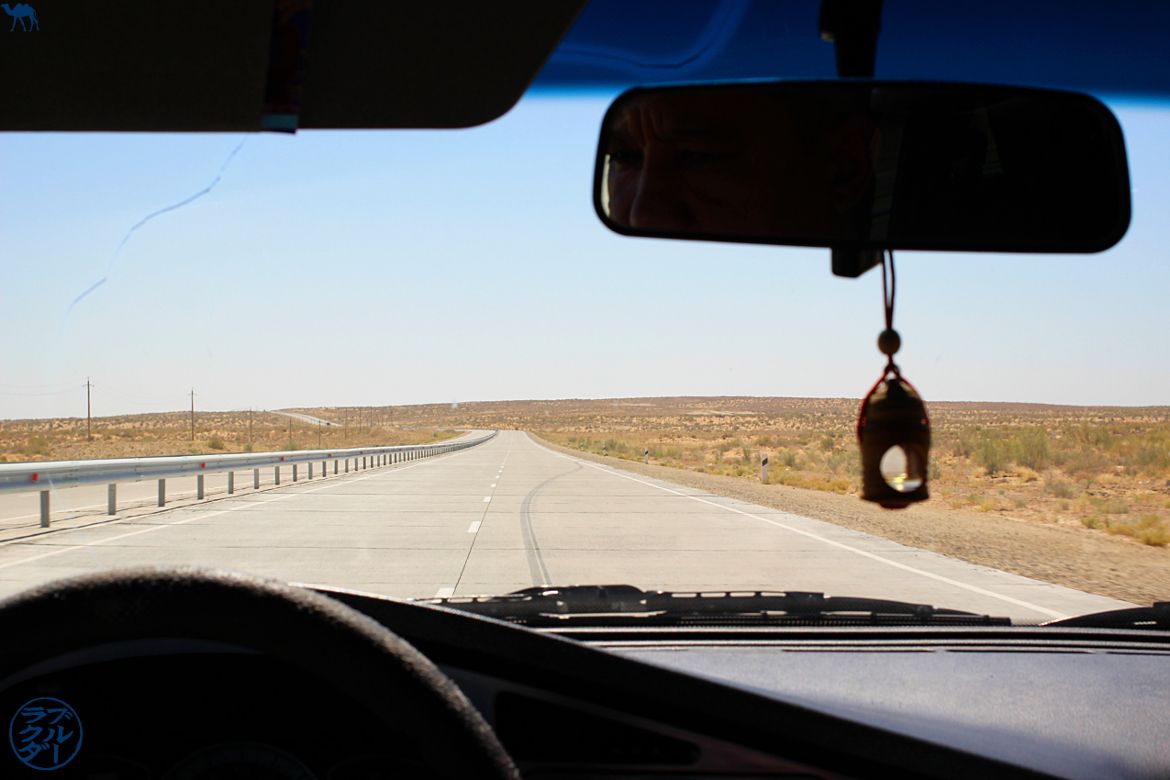 Le Chameau Bleu - Blog Voyage Ouzbékistan - Traversée du désert en Ouzbékistan de Khiva à Boukhara - Voyage en Asie Centrale