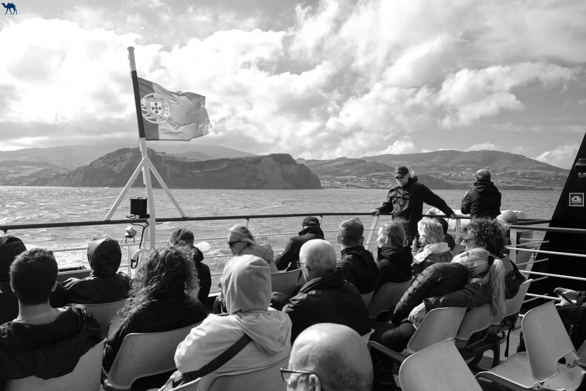 Le Chameau Bleu - Blog Voyage et Photo - Portugal - Les Açores 10 choses à savoir - Deck Ferry