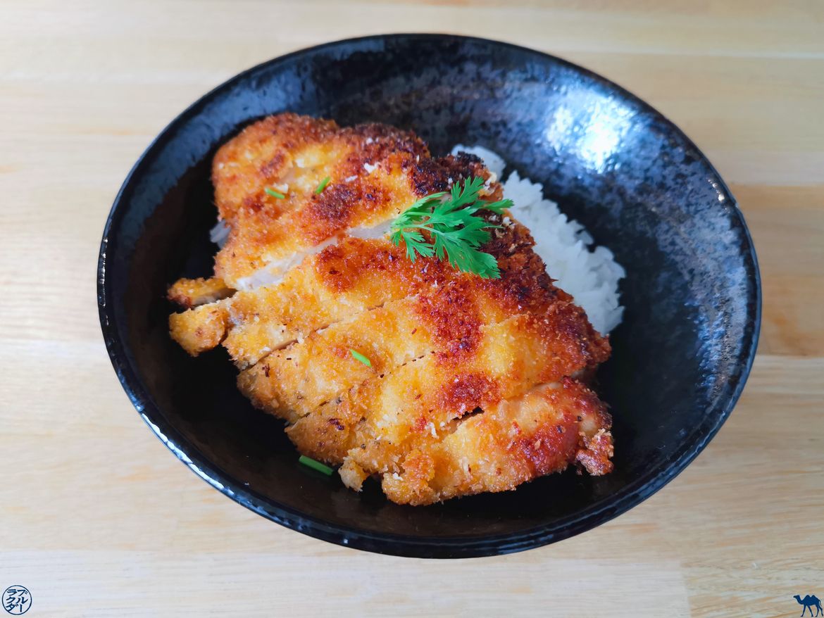 Le Chameau Bleu - Blog Voyage et Cuisine - Recette Japonaise de poulet pané frit