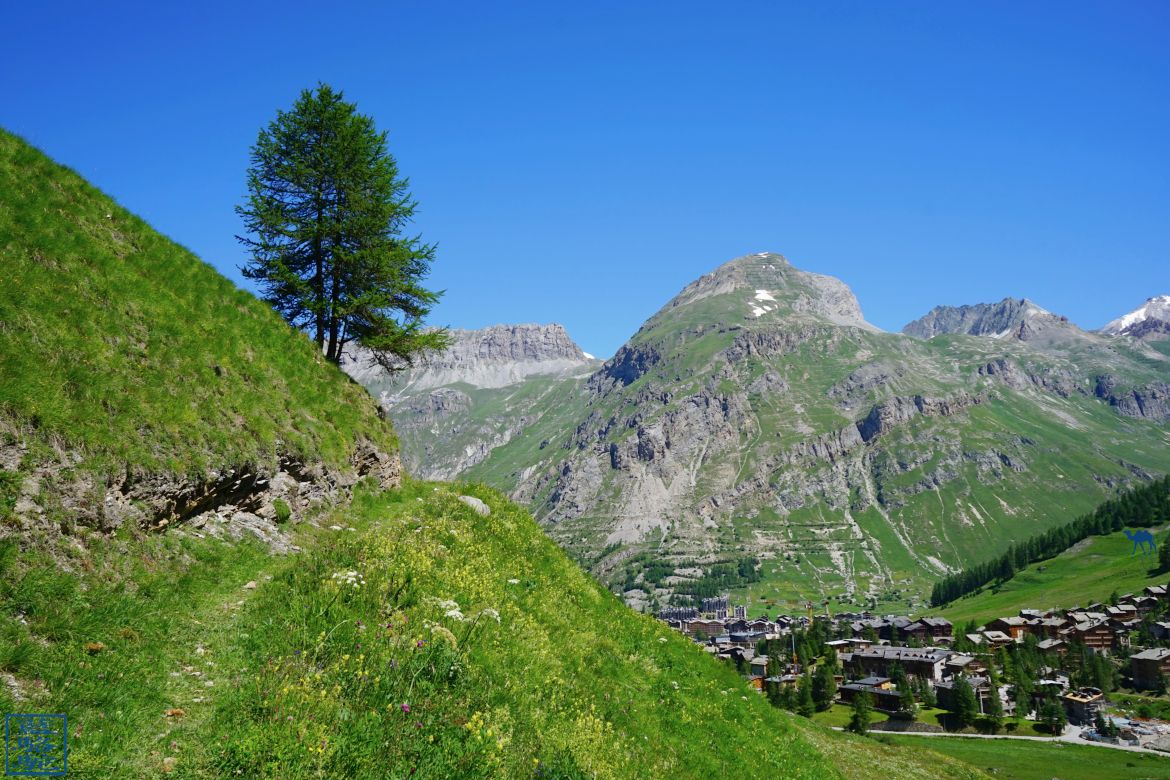 Le Chameau Bleu - Blog Voyage Val d'Isère - Val d'Isère en été - Randonnée Trail en Savoie