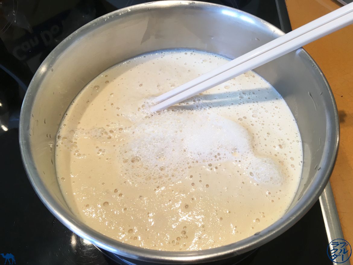 Le Chameau Bleu - Blog Cuisine et Voyage - Cuisson du lait de soja - Recette du lait de soja maison