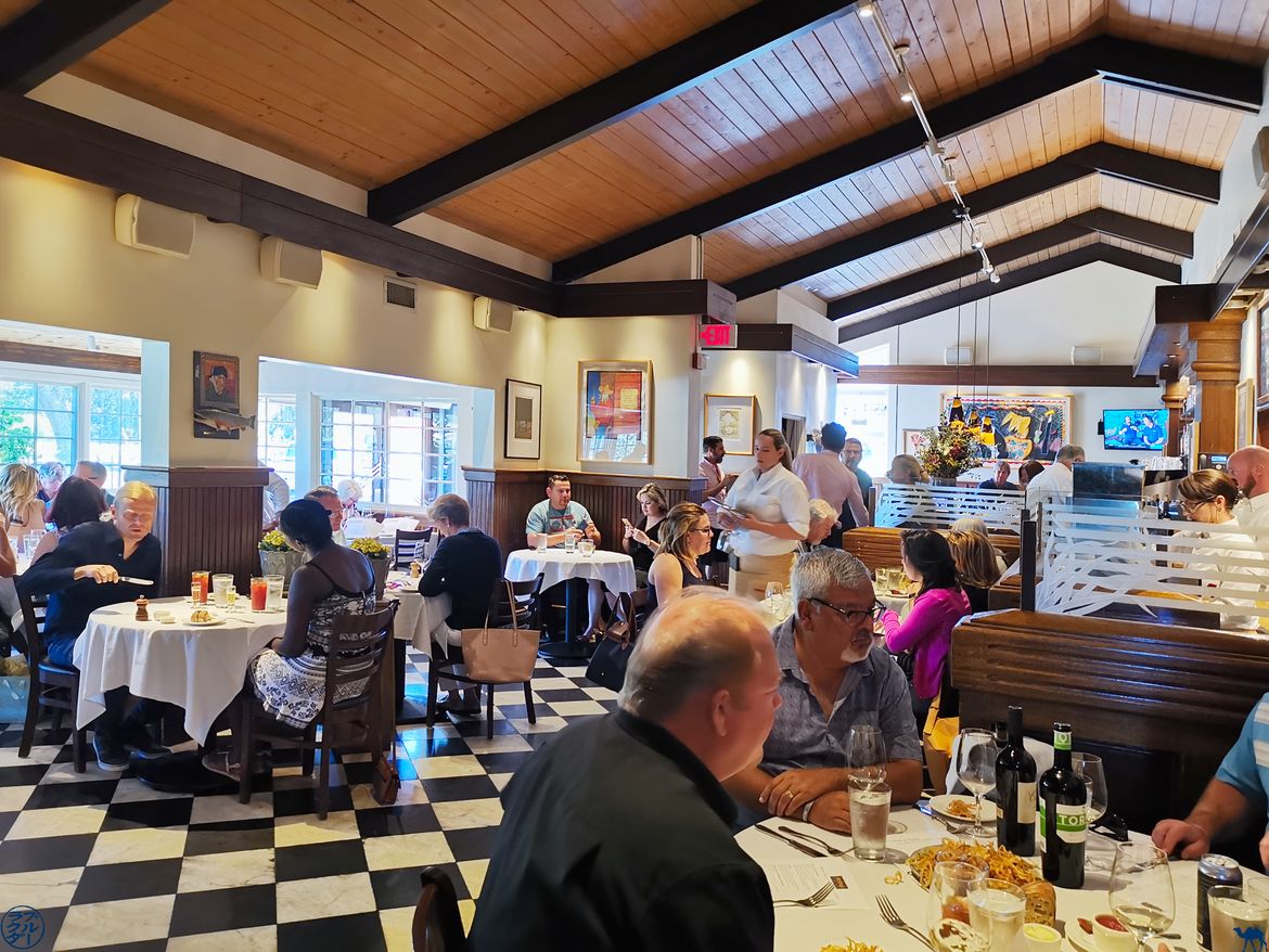 Le Chameau Bleu - Blog Voyage Napa Valley - Mustards Grill Restaurant
