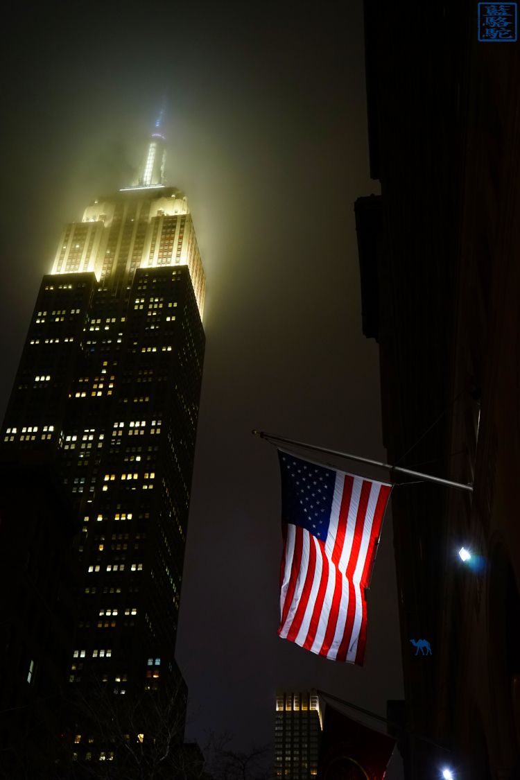Le Chameau Bleu - Blog Voyage New York- L'empire State Building la nuit - Escapade à New York