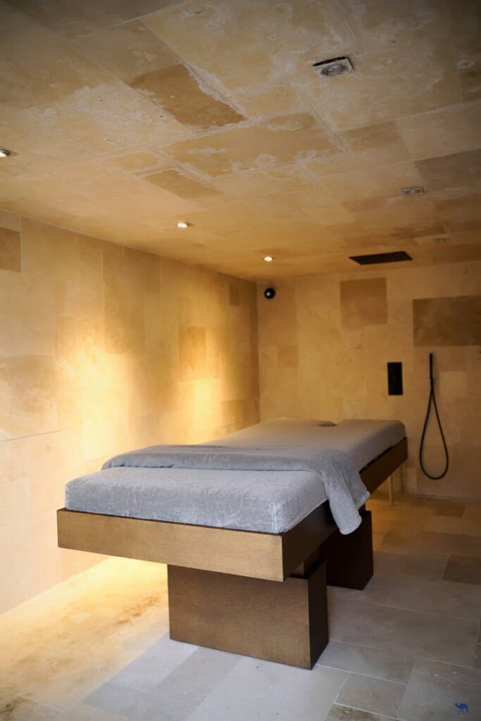 Le Chameau Bleu - Voyage En Alsace Verte - Norra Spa Massage