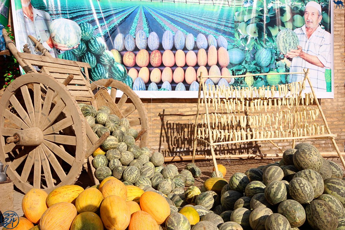 Le Chameau Bleu - Blog Voyage Ouzbékistan - La fete du melon - Khiva Ouzbékistan 