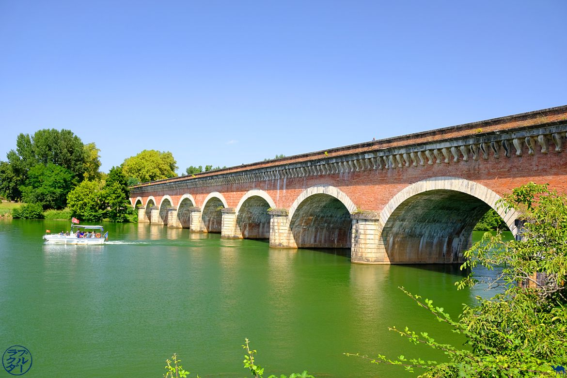 Le Chameau Bleu- blog voyage Canal des deux Mers -pont canal du Cacor en Tarn et Garonne