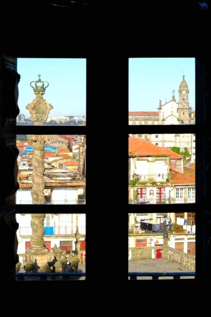 Le Chameau Bleu - Blog Voyage et Photo - Portugal Porto - Fenetre sur Porto