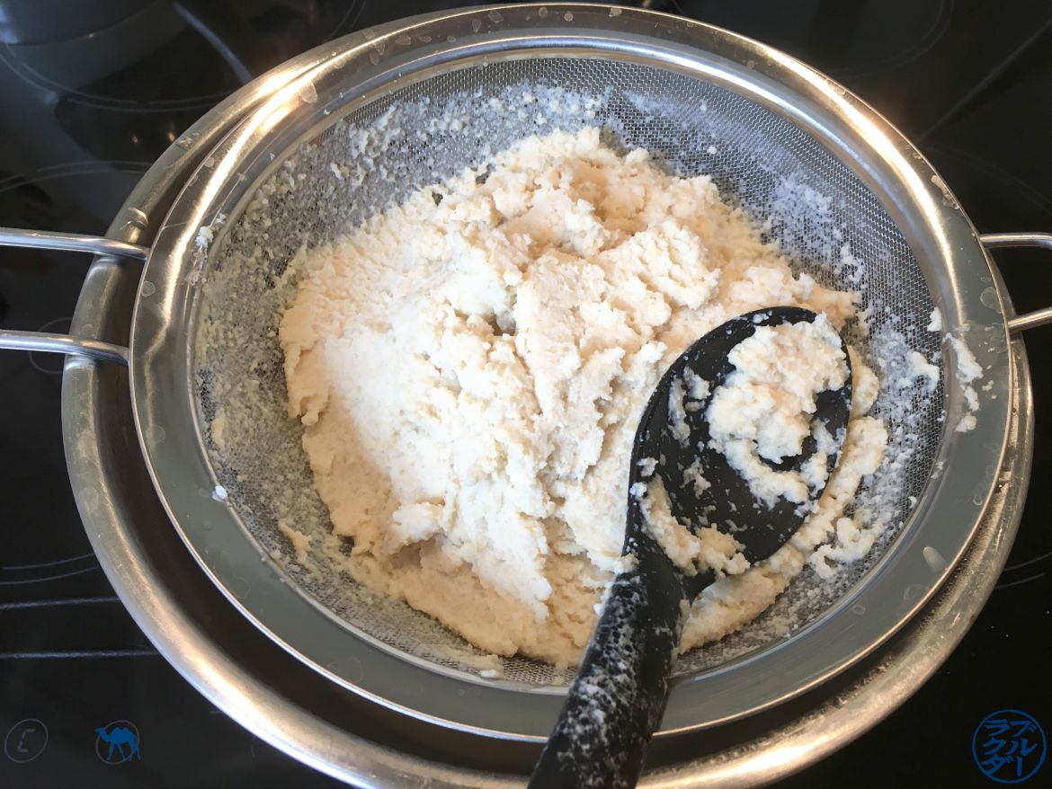 Le Chameau Bleu - Blog Cuisine et Voyage  - Filtrage du lait de soja fait maison