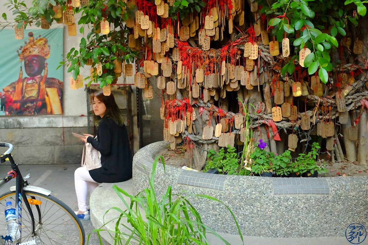 Le Chameau Bleu - Blog Voyage Taiwan - Arbre à souhaits Temple à Tainan Taiwan Formose